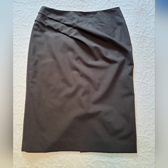 Hugo Boss black wool skirt - Picture 1 of 5